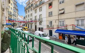 Inloveapartments - Alfama Balcony